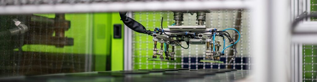 OMEGA TECHNOLOGY Spritzgussmaschinen ThinClients